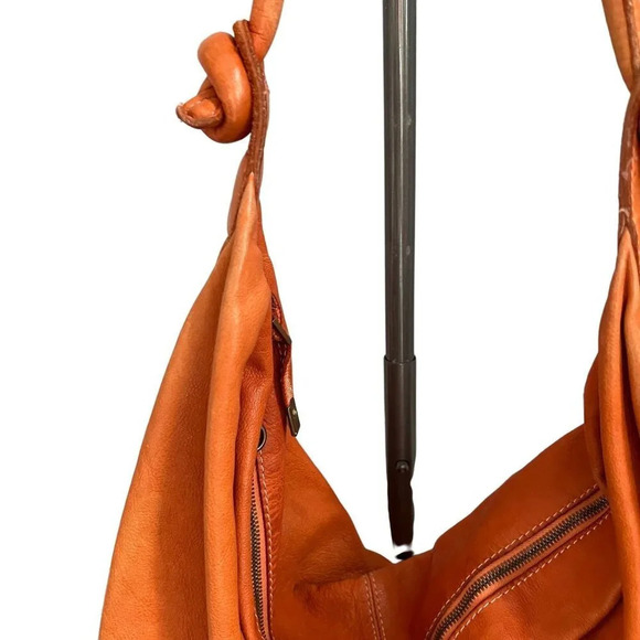 Sissirossi Orange Leather Shoulder Bag - Picture 4 of 11